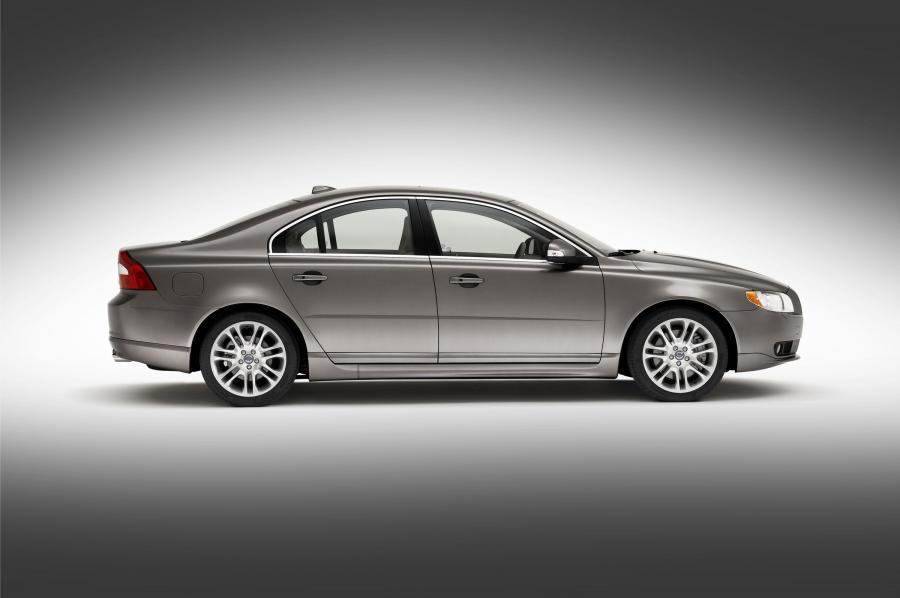  Volvo S80 2006 года  (фото 46 из 160)